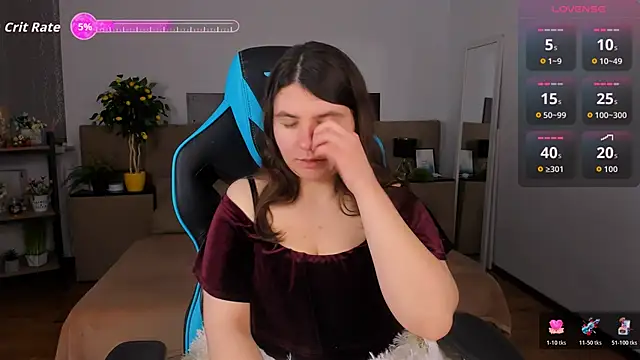 Viola  Shy online show from 16, 12, 2025