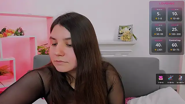 Viola  Shy online show from 2, 10, 2025