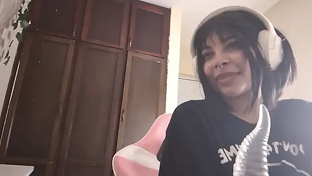 Lenakirbys online show from 8, 3, 2025