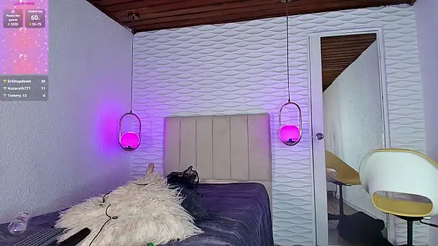 Snapshot of sarah_banks1 chatting on 5, 3, 2025 sarah banks1 online show from 5, 3, 2025