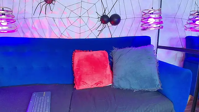 Snapshot of sarah_banks1 chatting on 29, 11, 2025 sarah banks1 online show from 29, 11, 2025