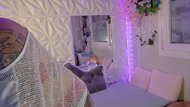 Tatjana Sue online show from 31, 3, 2026