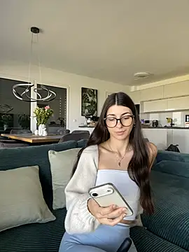 Wildberry  online show from 18, 4, 2026