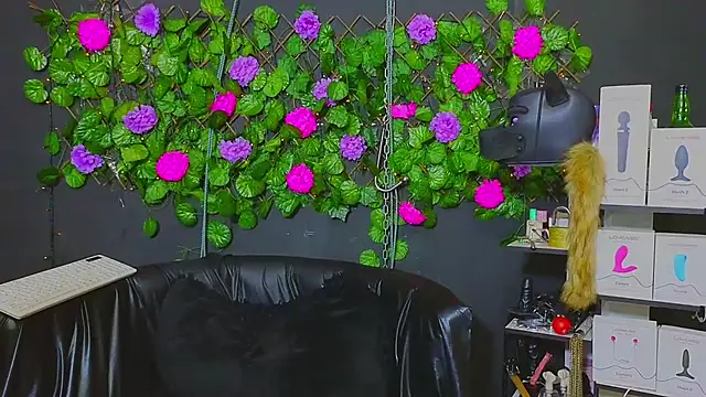 Sweett Mollyy online show from 11, 7, 2026