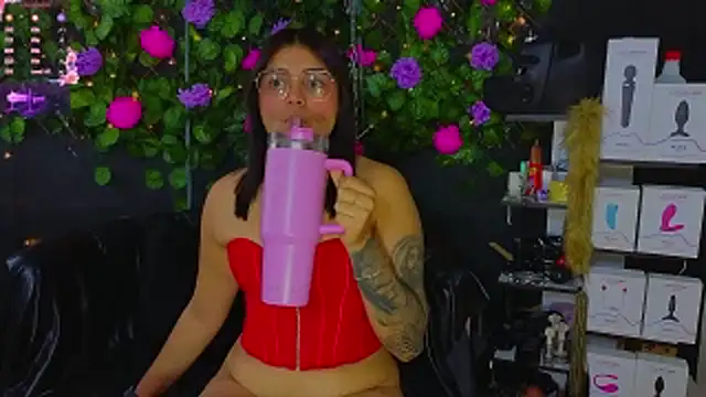 Sweett Mollyy online show from 5, 5, 2026