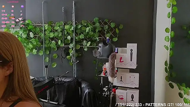 Snapshot of Sweett_Mollyy chatting on 16, 10, 2025 Sweett Mollyy online show from 16, 10, 2025