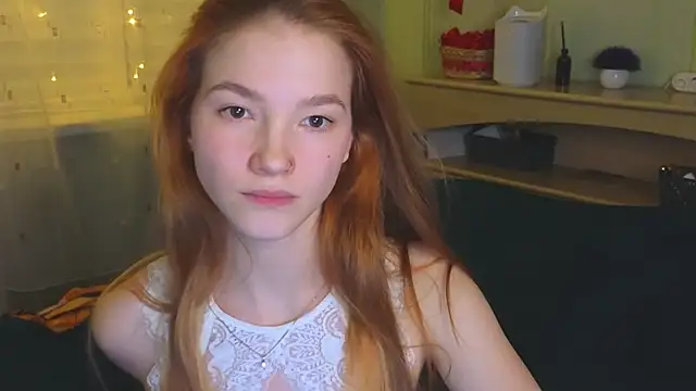 Snapshot of erikabrian chatting on 28, 1, 2025 erikabrian online show from 28, 1, 2025