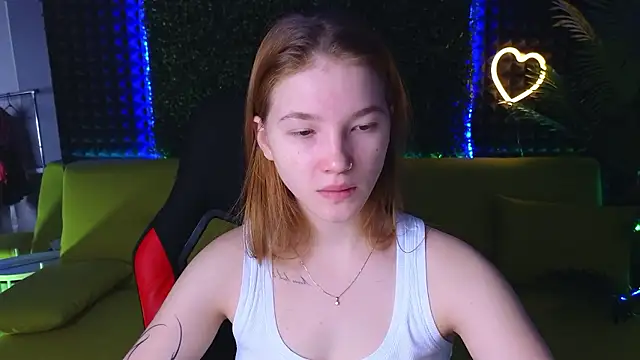 Snapshot of erikabrian chatting on 3, 12, 2024 erikabrian online show from 3, 12, 2024