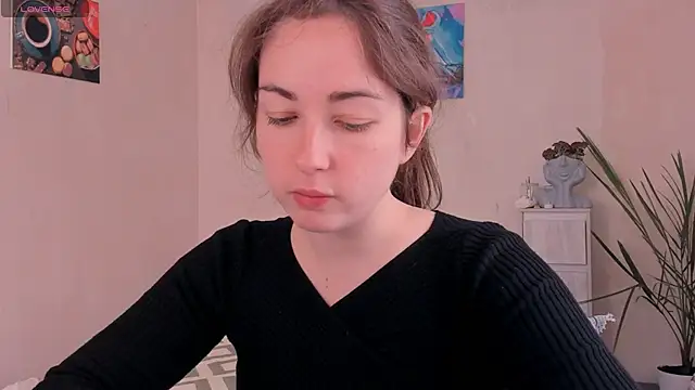 Snapshot of cClandesTina chatting on 1, 11, 2025 cClandesTina online show from 1, 11, 2025