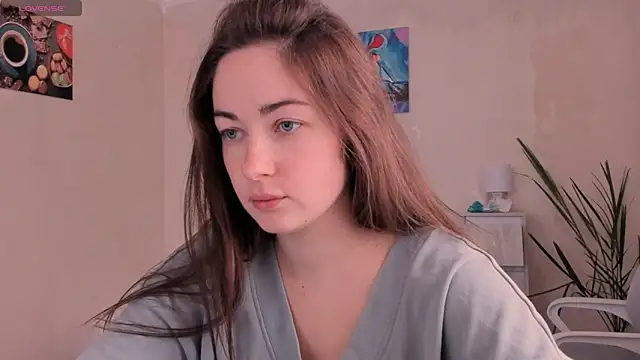 Snapshot of cClandesTina chatting on 10, 11, 2025 cClandesTina online show from 10, 11, 2025