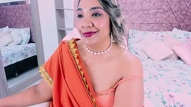  Lakshmi hotx online show from 14, 2, 2025