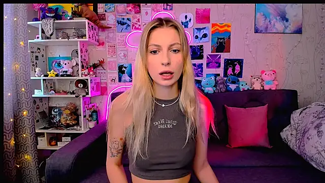 Maria Hunt online show from 7, 2, 2025