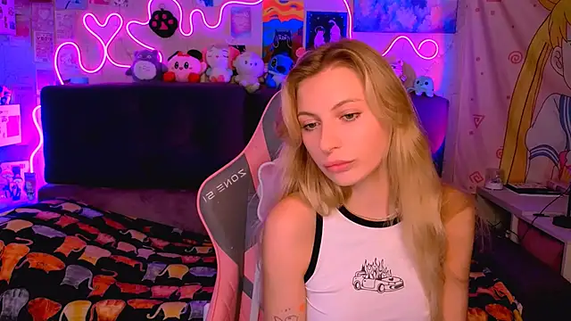 Maria Hunt online show from 8, 10, 2025