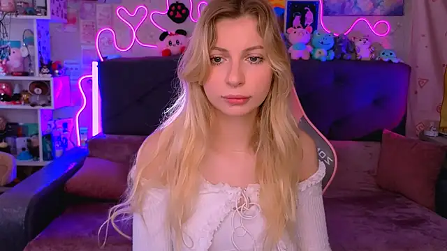 Maria Hunt online show from 25, 11, 2025