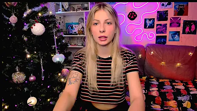 Maria Hunt online show from 28, 12, 2024