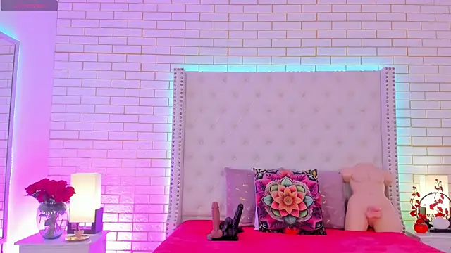 Coco Balenciaga  online show from 20, 4, 2026