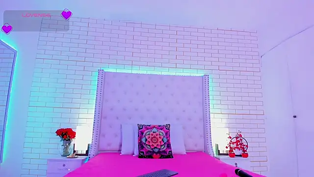 Coco Balenciaga  online show from 12, 5, 2026