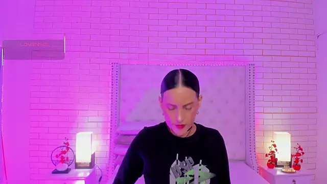 Coco Balenciaga  online show from 21, 3, 2026