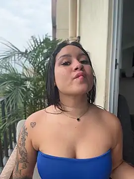 Pretty Isadora online show from 13, 3, 2026