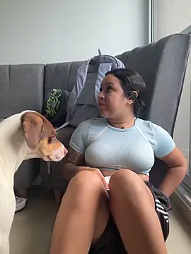 Pretty Isadora online show from 16, 3, 2026