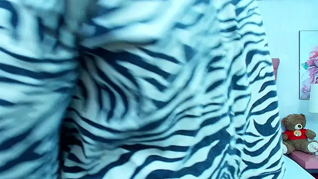 ThyaraJhons online show from 7, 2, 2026