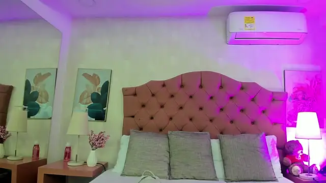 ThyaraJhons online show from 1, 4, 2026