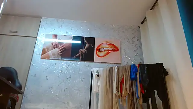 Samantabrown  online show from 13, 2, 2026