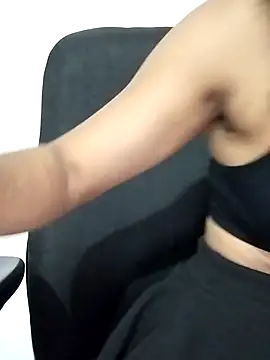 Snapshot of Triveni-Lovely chatting on 28, 10, 2025 Triveni-Lovely online show from 28, 10, 2025