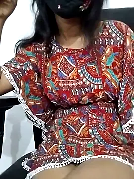 Snapshot of Triveni-Lovely chatting on 25, 11, 2025 Triveni-Lovely online show from 25, 11, 2025