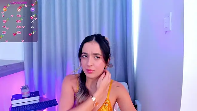 Snapshot of Lucyortiz_ chatting on 11, 3, 2025 Lucyortiz online show from 11, 3, 2025