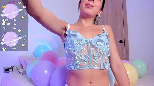 Lucyortiz  online show from 11, 10, 2025