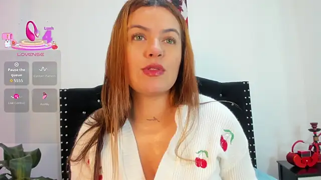 Snapshot of Alexandra_Torress chatting on 21, 7, 2026 Alexandra Torress online show from 21, 7, 2026