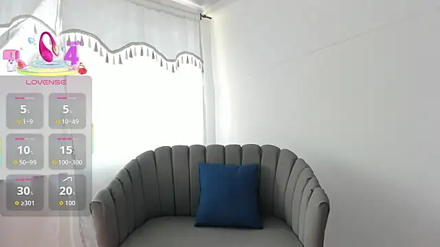 Alexandra Torress online show from 11, 11, 2025