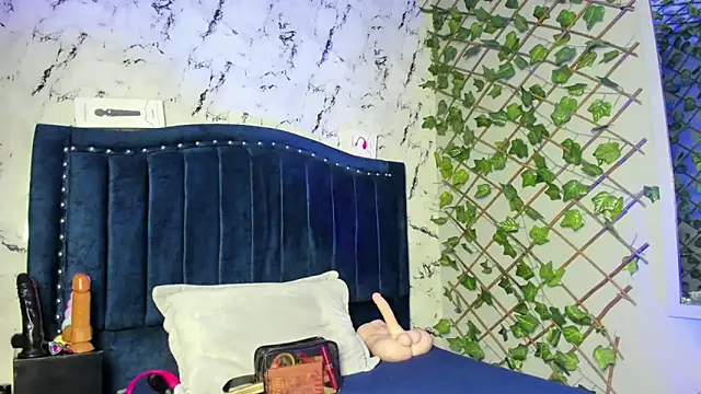 Amy hoy69 online show from 25, 3, 2026