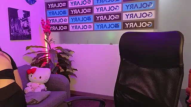 Amy hoy69 online show from 26, 4, 2026