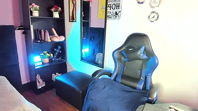 Snapshot of Amy_hoy69 chatting on 2, 10, 2025 Amy hoy69 online show from 2, 10, 2025