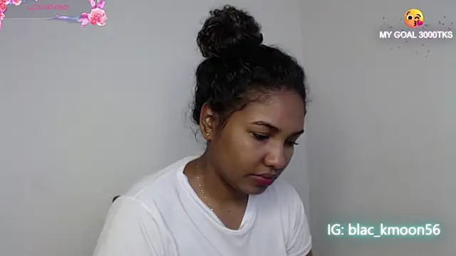 Snapshot of Blackmoon_23 chatting on 21, 10, 2025 Blackmoon 23 online show from 21, 10, 2025