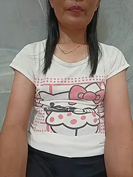 Snapshot of Asian_girl13 chatting on 1, 7, 2026 Asian girl13 online show from 1, 7, 2026
