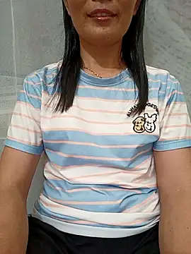 Snapshot of Asian_girl13 chatting on 30, 6, 2026 Asian girl13 online show from 30, 6, 2026