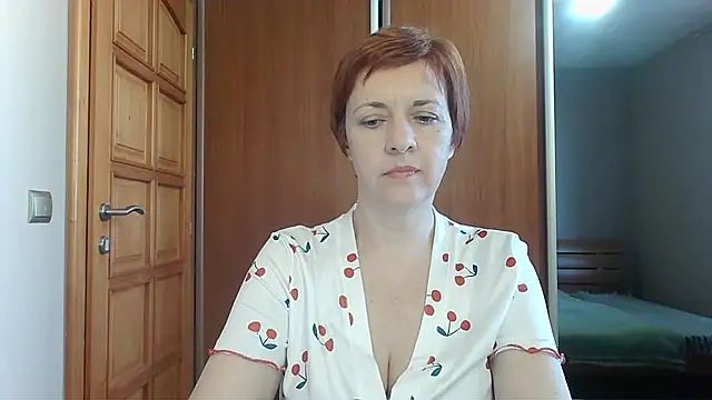 LoraLoraMay online show from 2, 3, 2026