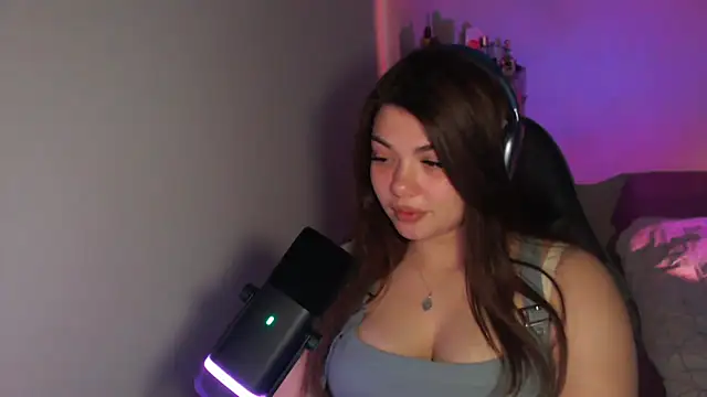 helengilmor online show from 23, 4, 2026