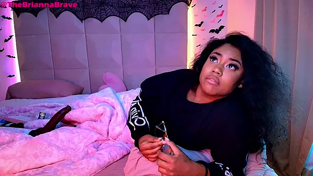 BriannaBrave online show from 15, 10, 2025