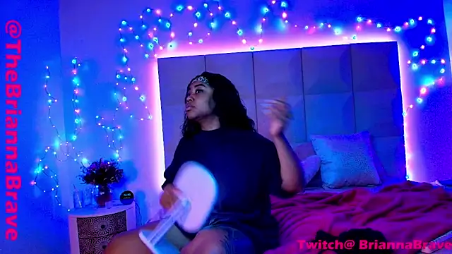 BriannaBrave online show from 7, 11, 2025