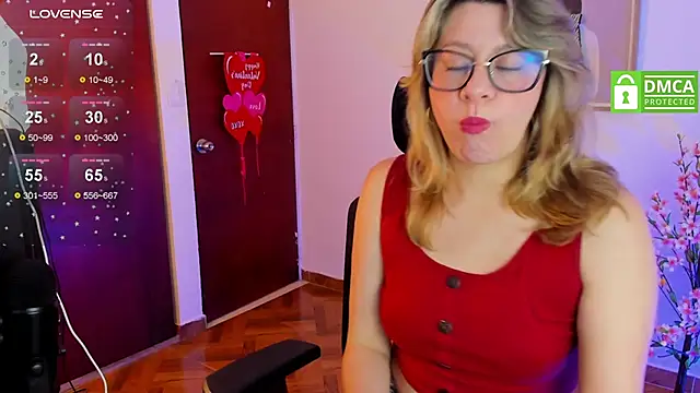 Chanelll Taylorr  online show from 26, 2, 2025