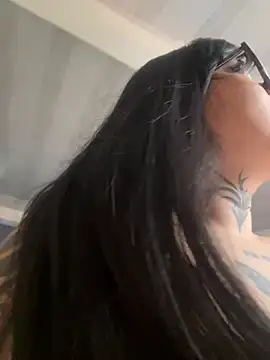 ZTahya online show from 5, 4, 2026