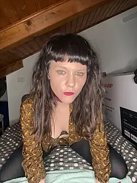 OniricFemme online show from 10, 3, 2025