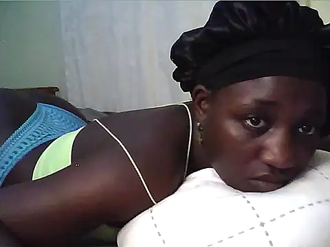 Adaline-Paris online show from 12, 3, 2026