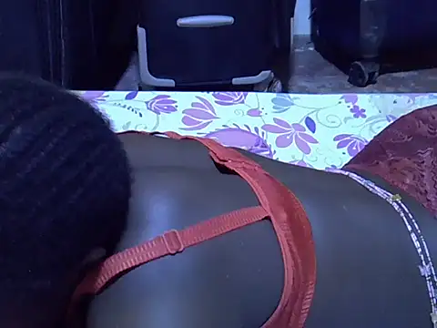 Adaline-Paris online show from 26, 10, 2025