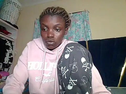 Snapshot of awino001 chatting on 20, 6, 2026 awino001 online show from 20, 6, 2026