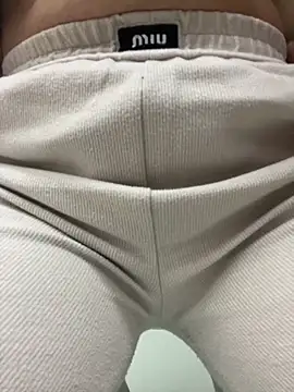 Milk Mom99 online show from 5, 11, 2025